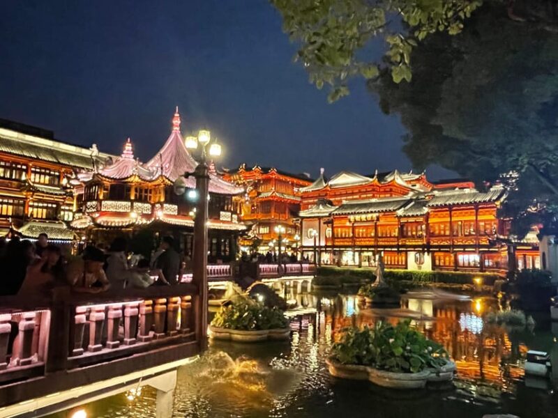 Old in Shanghai--Explore Jade Buddha Temple & Yuyuan Garden - Itinerary Highlights