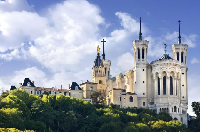 Old Lyon Walking In App Audio Tour - Booking and Pricing Details
