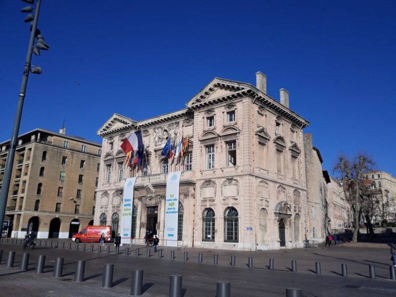Old Marseille District Tour and Treasure Hunt - Marseilles 2,600-Year History