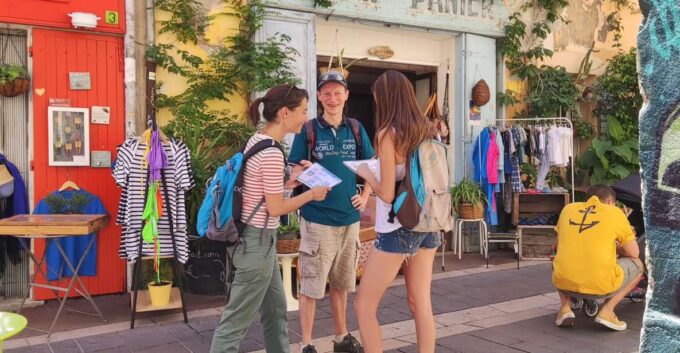 Old Marseille District Tour and Treasure Hunt - Unveiling Unknown and Must-See Places