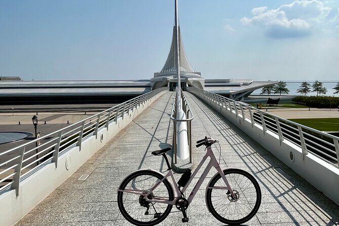 Old Milwaukee Lite 1:30pm E-Bike Tour - Key Points