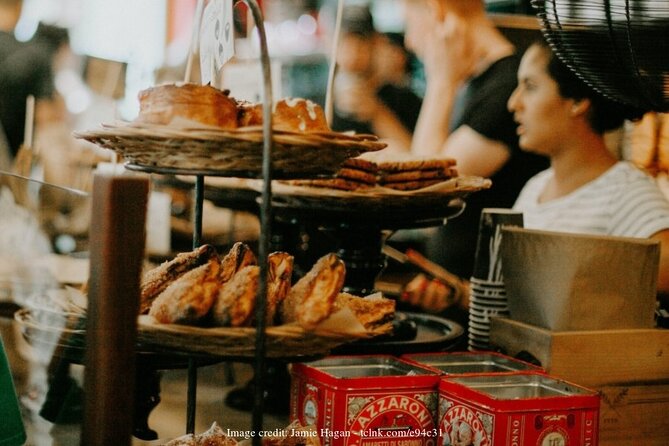 Old Montreal: Private History Walking Tour With Tastings - 4 Food Tastings Around the World