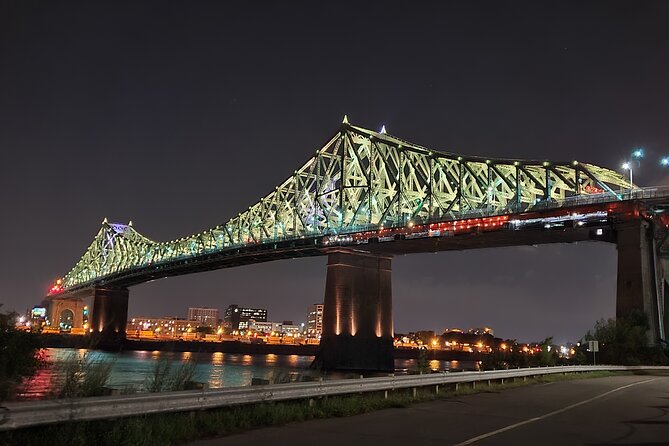 Old Montreal Walking Tour With Certified Local Guide 2 Hours - Booking and Reviews