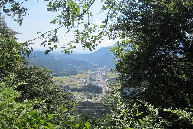 Old Nakasendo Trekking From Karuizawa-Beyond Sugahi Pass to Sakamoto Hotel - Packing List