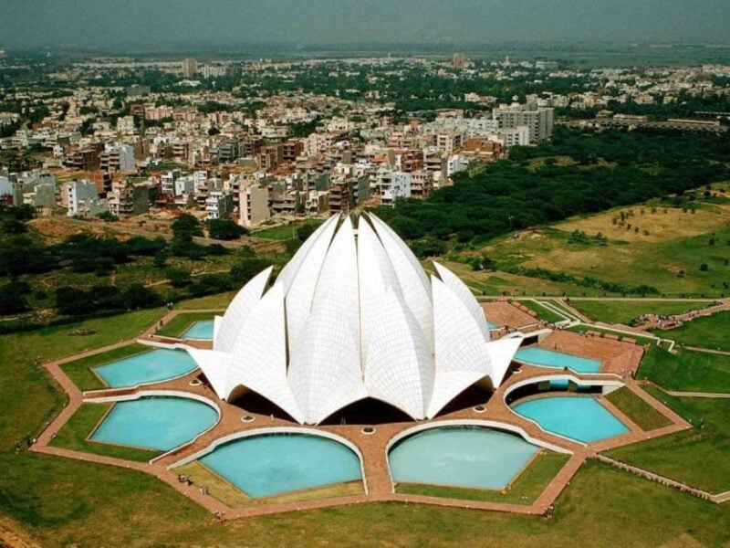 Old & New Delhi City Tour With Guide & Transport - Key Points