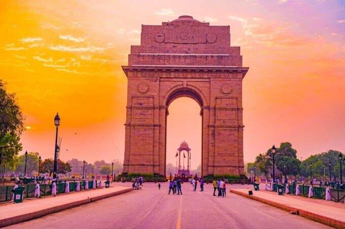 Old & New Delhi Private Tuk Tuk Tour With Street Food - Experience Humayuns Tomb