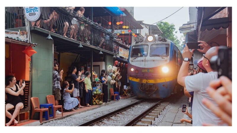 Old Quarter Street Food With Train Street - Experience and Highlights