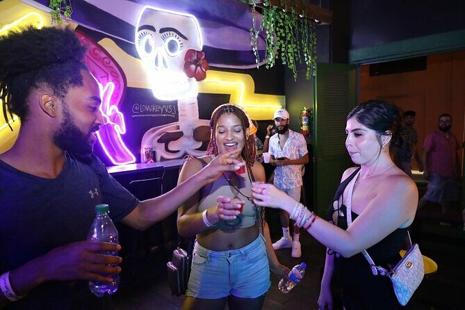 Old San Juan Bar Crawl: Experience Local Hotspots - Authenticity & Atmosphere