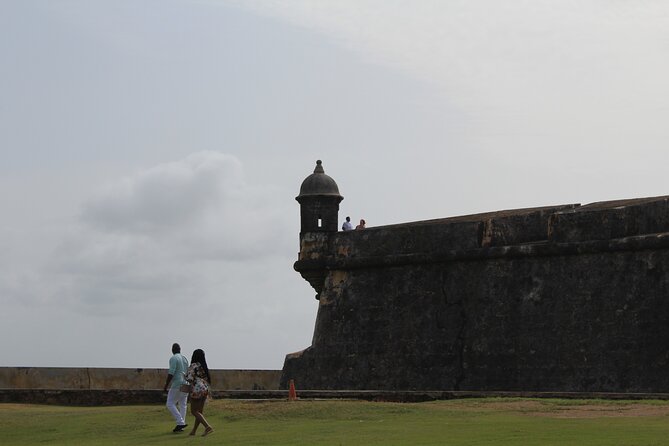 Old San Juan Walking Day and Night Tours - Engaging and Knowledgeable Guides