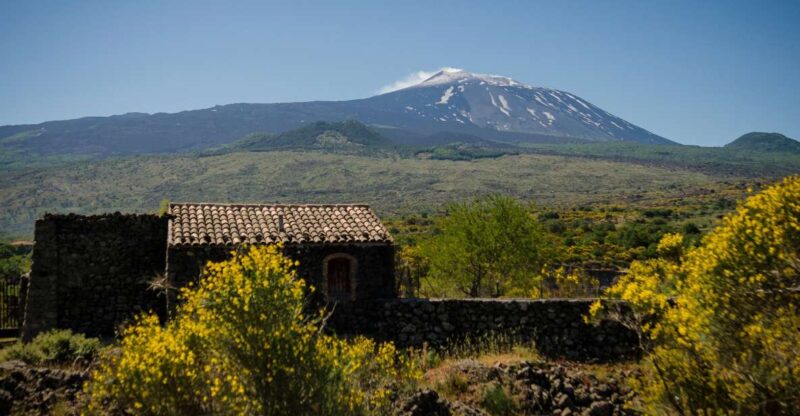 Old Sicily and Etna Wine Tasting Tour From Taormina - Key Attractions