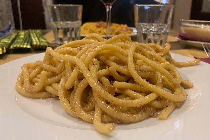 Old Taverns and Rialto Market Food Adventure - Accessibility and Dietary Considerations