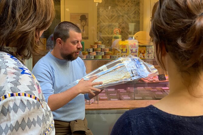 Old Taverns and Rialto Market Food Adventure - Booking and Review Information