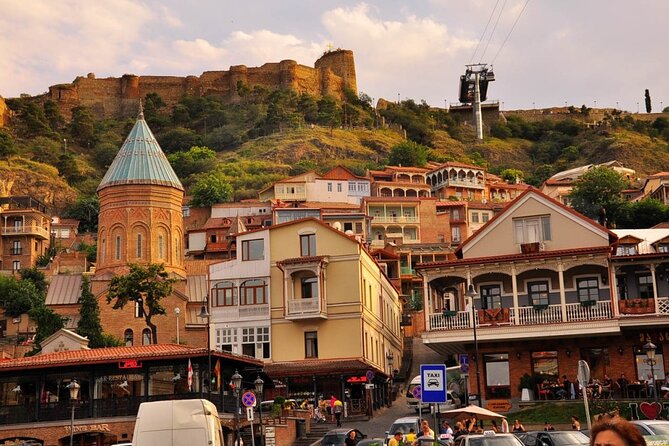 Old Tbilisi Walking Tour in Polish - Language and Duration