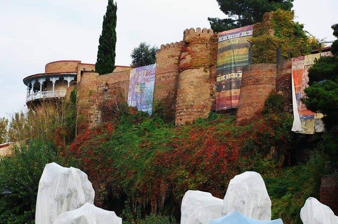 Old Tbilisi Walking Tour & Wine Tasting - Connecting With Local Culture and Traditions