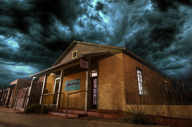 Old Town Albuquerque Ghost Tour - Tour Guide Attire