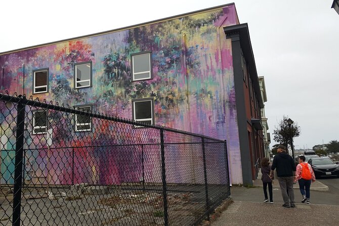 Old Town Eureka Waterfront and Street Art Bike Tour - Experience Highlights