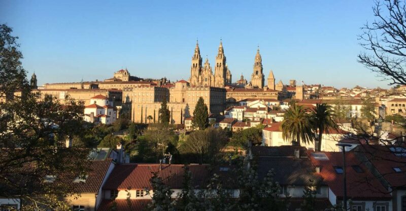 Old Town Santiago: Outdoor Escape Game - Game Mechanics