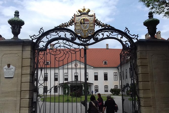 Old Town Tour in Klagenfurt Am Wörthersee - Highlights of the Tour