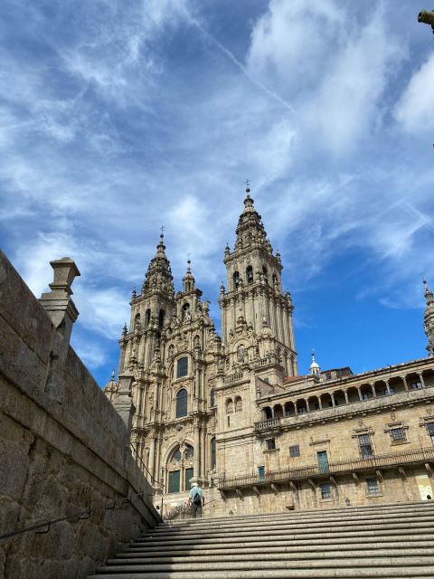 Old Town Walking Tour With an Official Guide - Tour Highlights