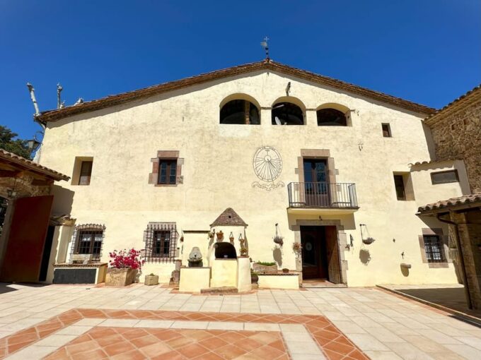 Olive Grove Tour, Oil Tasting and Visit to a 12TH Century Farmhouse. - Savings and Cancellation Policy