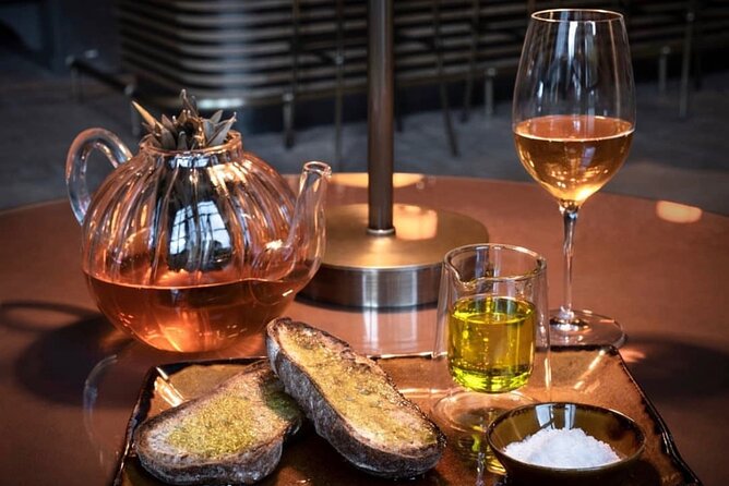 Olive Oil, Cheese, and Wine Tasting With Local Expert - Accessibility Information
