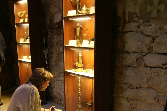 Olive Oil Museum: Extravirgin Lesson With Food and Wine Tasting - Recognizing High-Quality Olive Oil