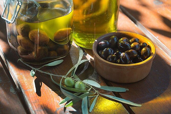 Olive Oil Tasting at the Mykonian Farm - Key Elements of Extra Virgin Olive Oil