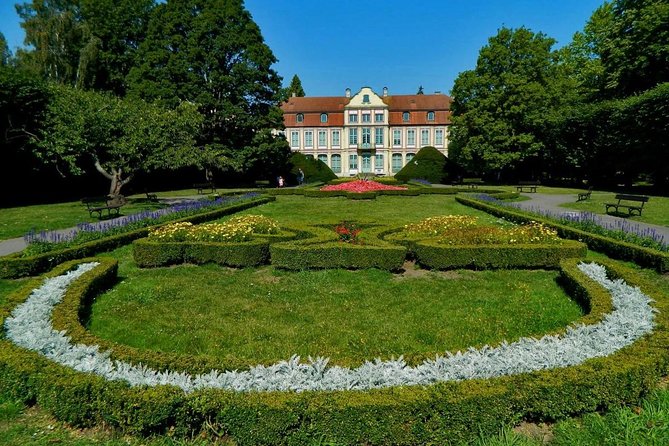 Oliwa Cathedral in Gdansk & Trip to Park - 2h Private Trip by Luxury Car - Contact Options