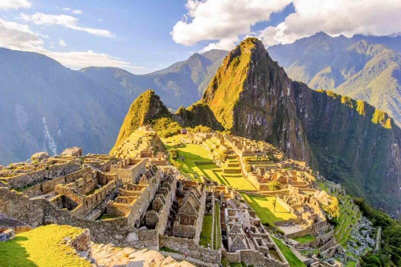 Ollantaytambo:Round-trip Expedition Train to Aguas Calientes - Key Points