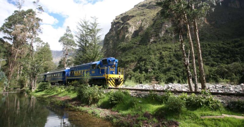 Ollantaytambo:Round-trip Expedition Train to Aguas Calientes - Experience and Amenities