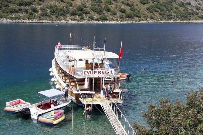 Ölüdeniz Butterfly Valley Boat Trip With Buffet Lunch - Traveler Experiences