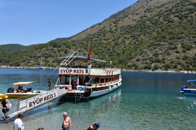 Ölüdeniz: Butterfly Valley Boat Trip With Buffet Lunch - Customer Feedback and Ratings