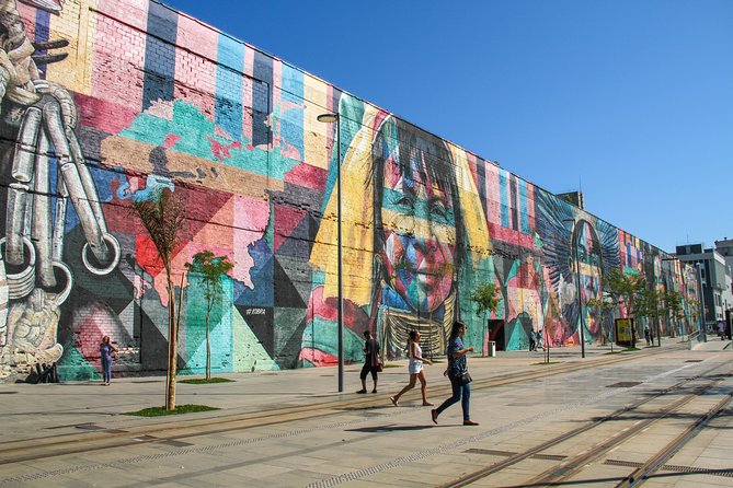 Olympic Boulevard and Museum of Tomorrow Walking Tour - Discover the Museum of Tomorrow