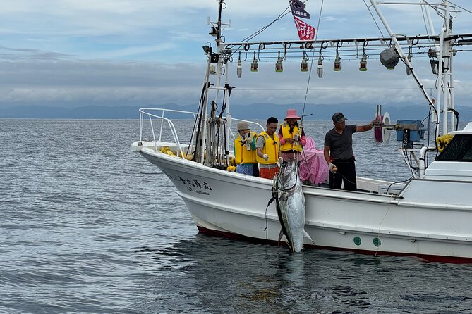Oma Maguro Sea Polefishing With Fisherman - Savoring the Culinary Experience