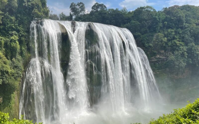 One Day Amazing Hguangguoshu Waterfall Tour From Guiyang - Inclusions