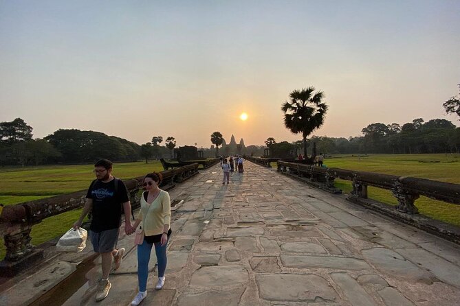 One Day Angkor Wat With Three Major Temples - Duration of Temple Visits