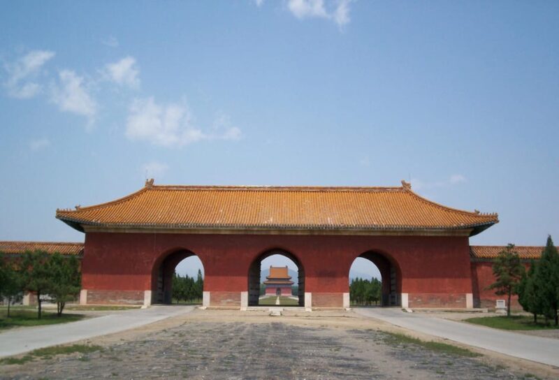 One Day Eastern Qing Tomb Tour With Beijing English Driver - Important Information