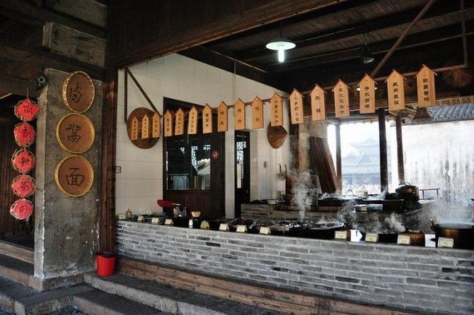 One-Day Excursion to Explore Xizha in Wuzhen Ancient Water Town Hangzhou - Traditional Crafts and Culture
