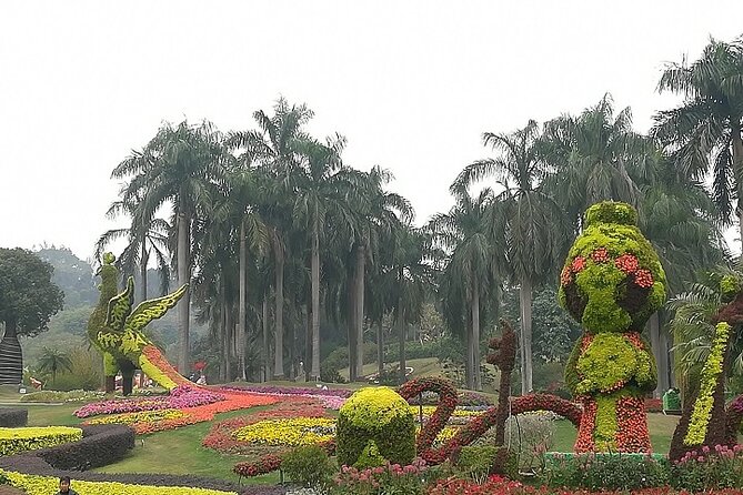 One Day Flexible Guangzhou Highlights Private Tour From Airport - Navigating Guangzhous Bustling Marketplace