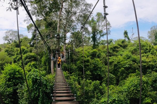 One Day Guided Tour: Kayaking, Zipline & Tubing in the Cave From Vang Vieng - Safety Measures