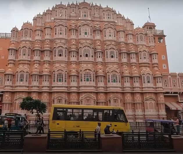One-Day Jaipur Excursion: Depart From Delhi - Attractions and Experiences