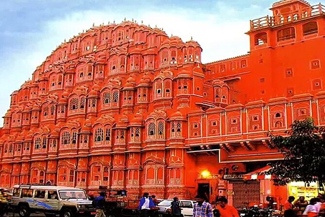 One Day Jaipur Local Sightseeing Trip by Cab - Visiting the Iconic Hawa Mahal