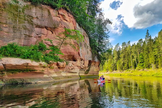 One-Day Kayaking Trip in Gauja River Valley - Knowledgeable Eco-Tour Leadership