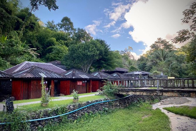 One Day Long Neck Hill Tribe - Waterfall - Hot Spring (Private Tour) - Highlights: Tard Mork Waterfall