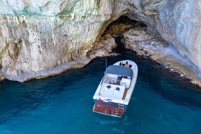 One Day Private Boat Tour of Capri - Customizable Itinerary