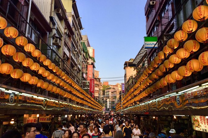 One-Day Private Chartered Car Tour in Taipei: Yehliu, Jiufen, Pingxi, North Coast Popular Attractions With Chartered Car, Professional Chinese/English Driver - Inclusions and Fees
