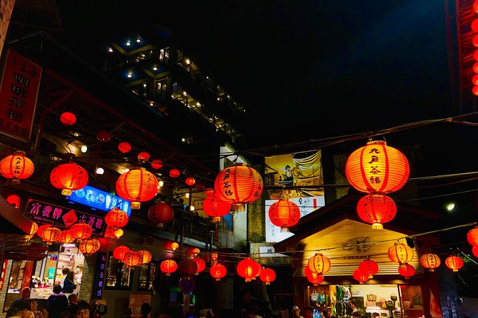 One-Day Private Chartered Car Tour in Taipei: Yehliu, Jiufen, Pingxi, North Coast Popular Attractions With Chartered Car, Professional Chinese/English Driver - Pingxi Sky Lanterns