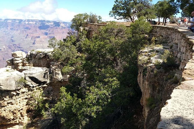 One-Day Private Grand Canyon National Park/Sedona Tour From Phoenix-Scottsdale - Positive Feedback on Tour Guides
