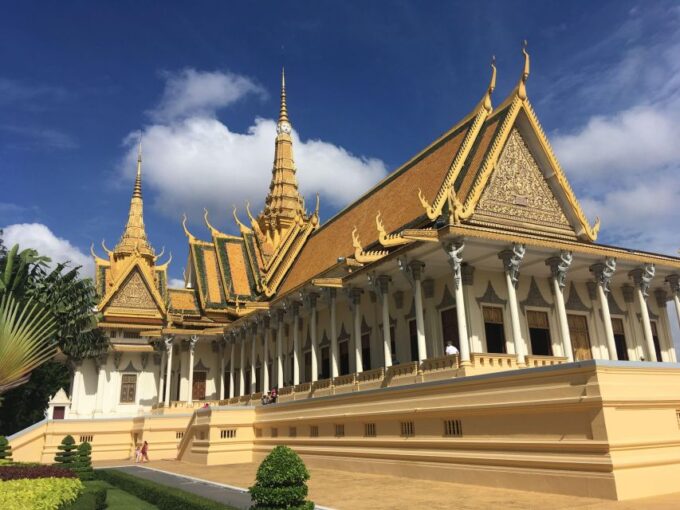 One Day Private Guide Tour History in Phnom Penh - National Museum
