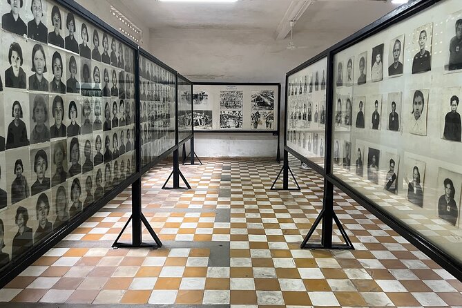 One Day Private Guide Tours History in Phnom Penh Incl. Admission - National Museum and Genocide Sites